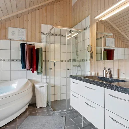 Gorgeous In With Wifi Ferienhaus